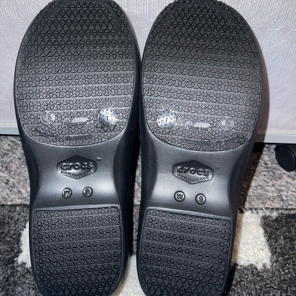 Nursing crocs